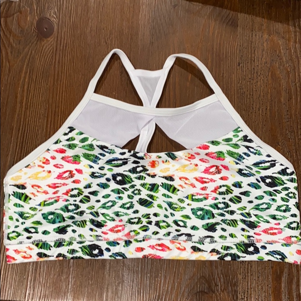 Womens Sports Bra EXO Cheetah size 10